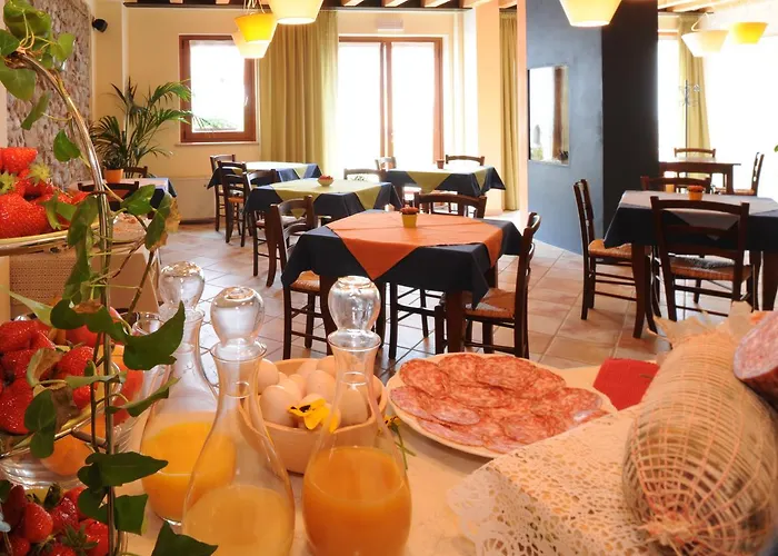 Agriturismo Al Country house *